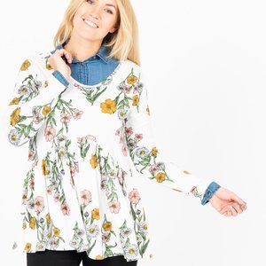 New with Tag Agnes & Dora Muse Top White Floral Size Large